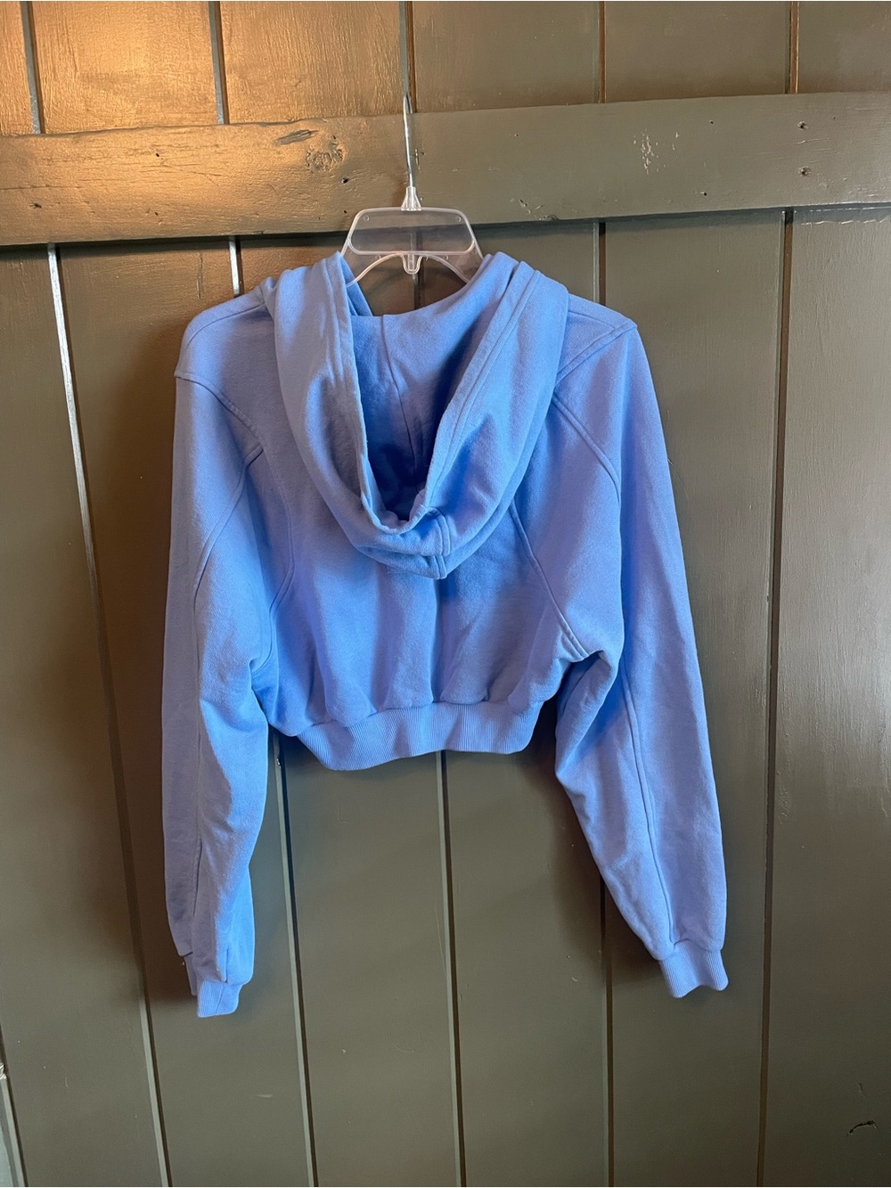 ALO Yoga Cropped Zip Hoodie in Periwinkle Blue - Picture 3 of 4